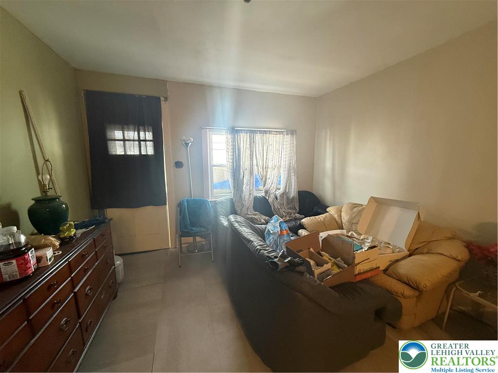 44 East Water Street Property Photo 4
