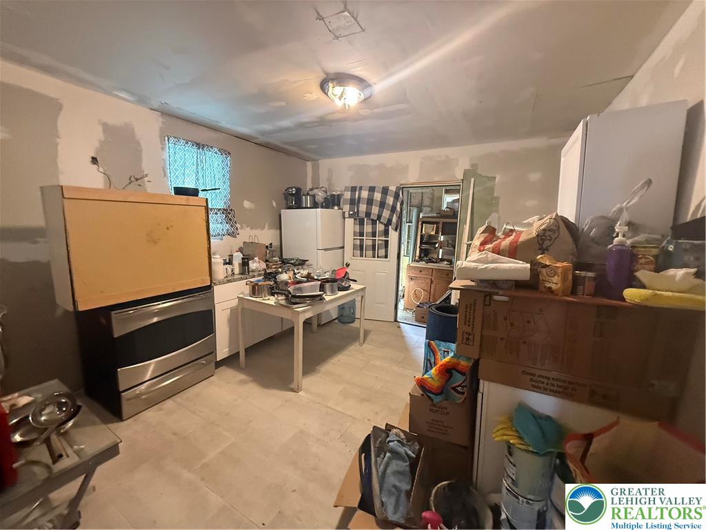 44 East Water Street Property Photo 6
