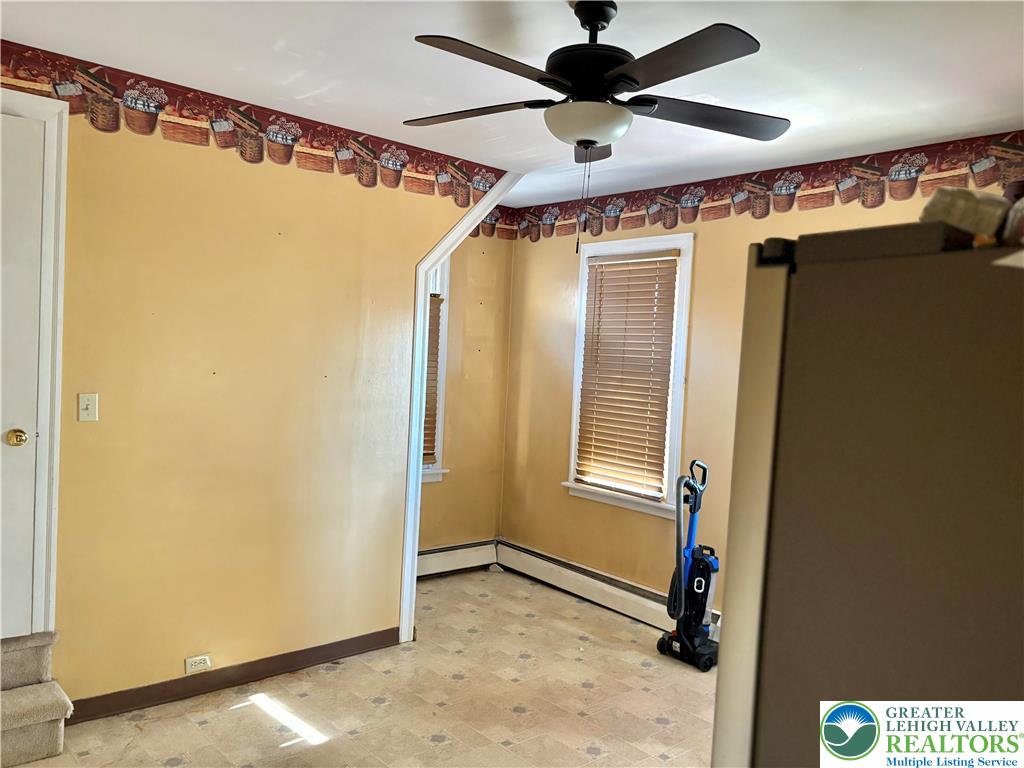 122 Front Street Property Photo 8
