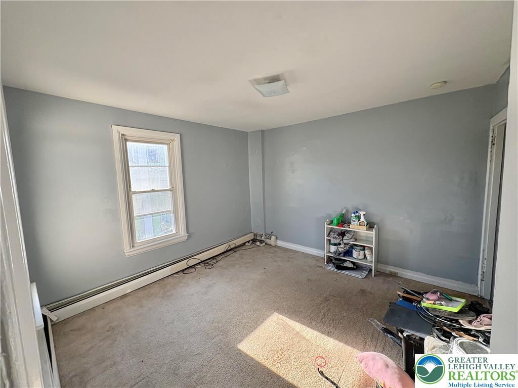 122 Front Street Property Photo 13
