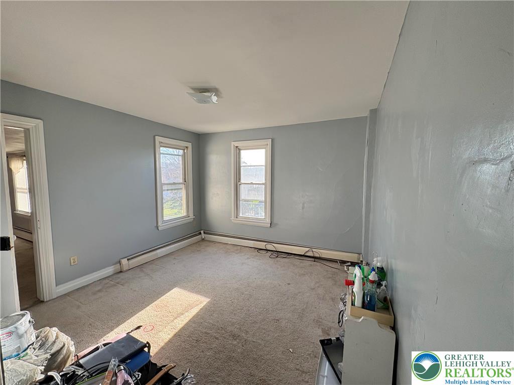 122 Front Street Property Photo 14