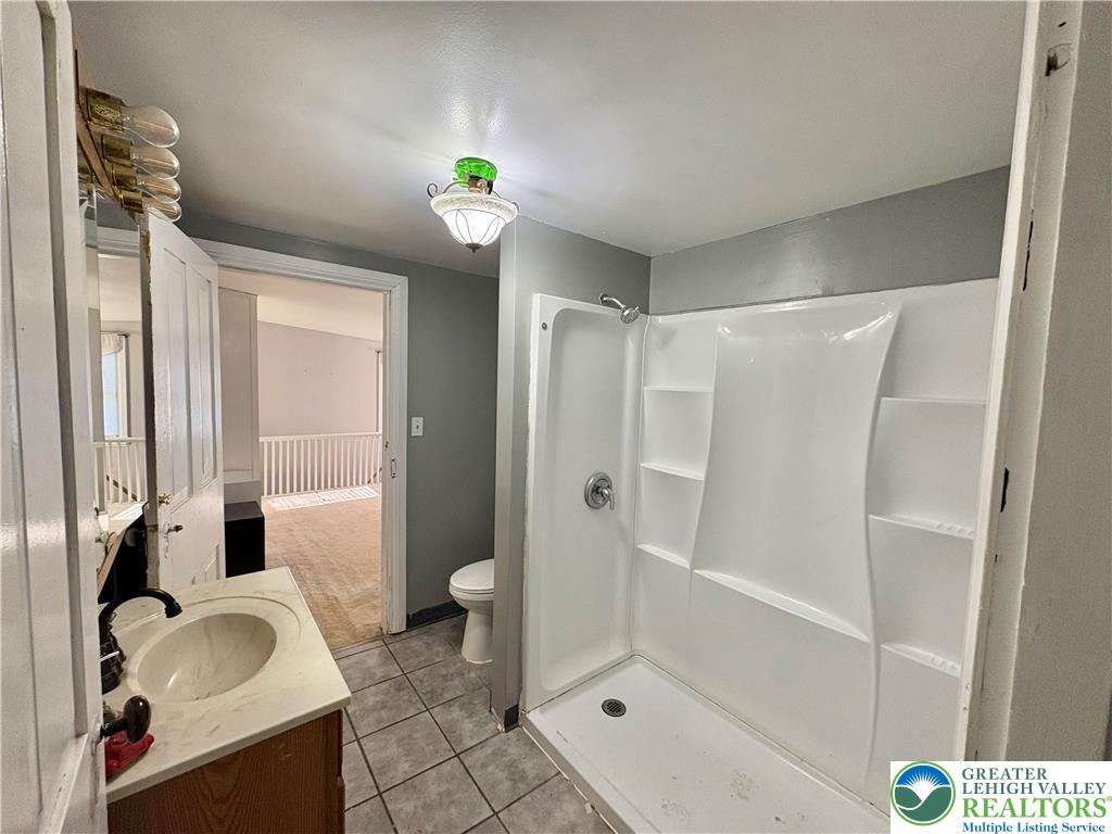 122 Front Street Property Photo 18