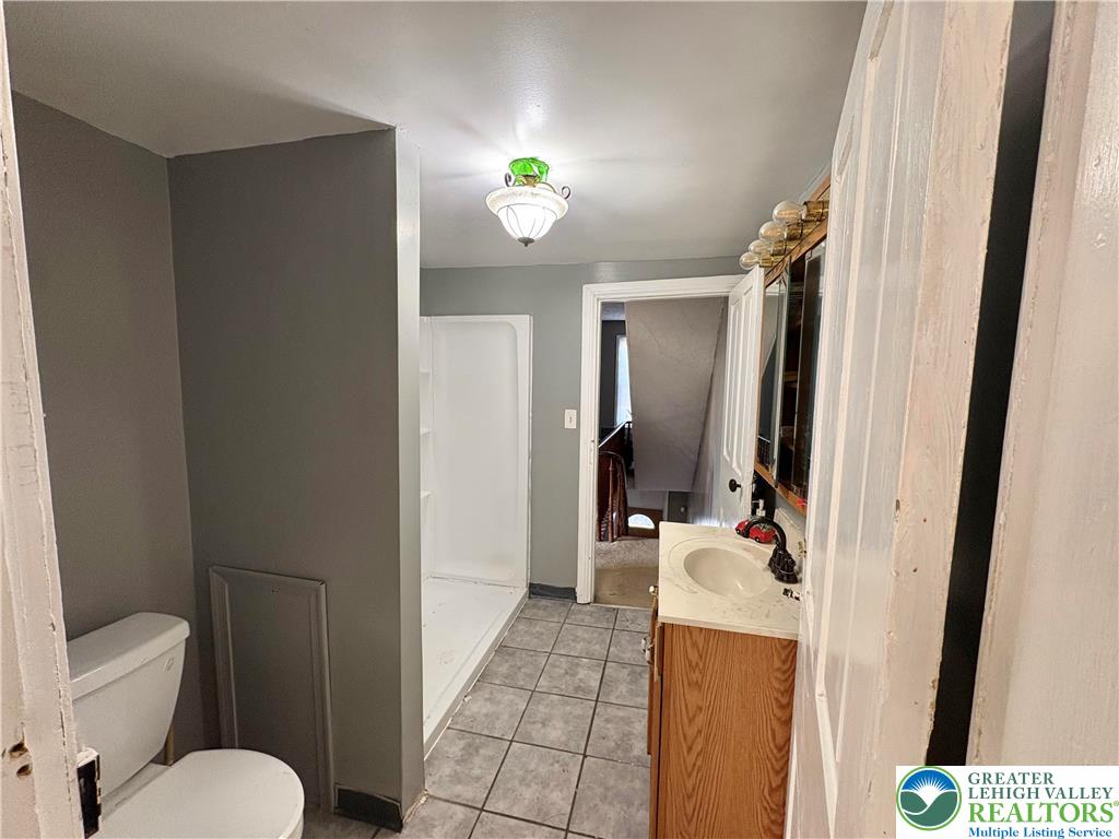 122 Front Street Property Photo 19