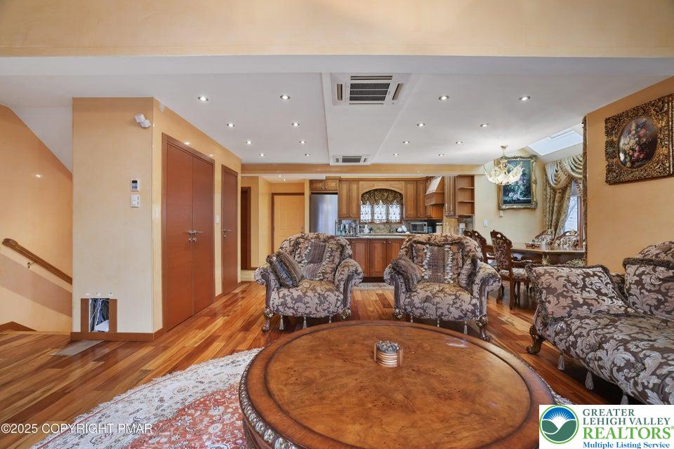 298 Overlook Way Property Photo 18