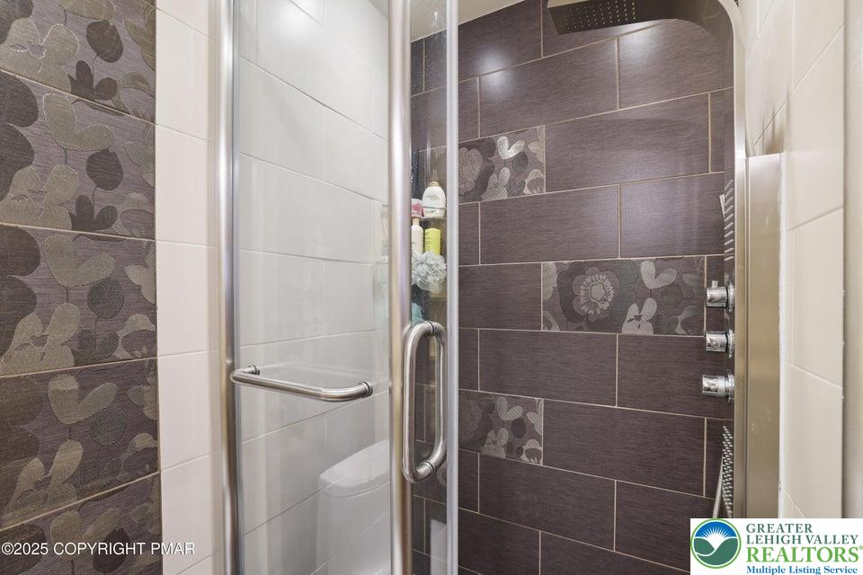 298 Overlook Way Property Photo 26