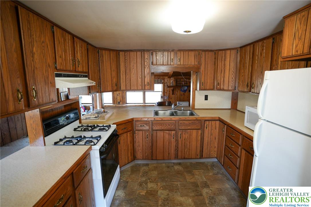 8245 Interchange Road Property Photo 11