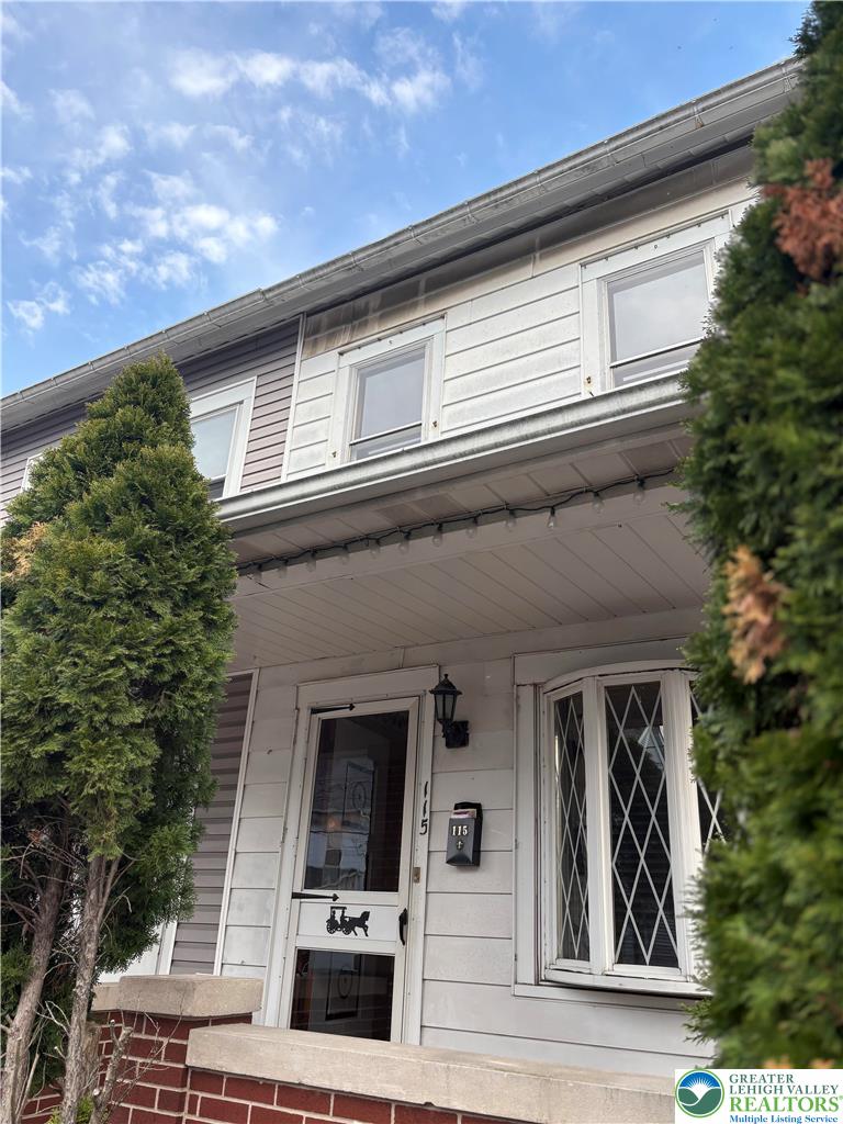 115 Chestnut Street Property Photo 2