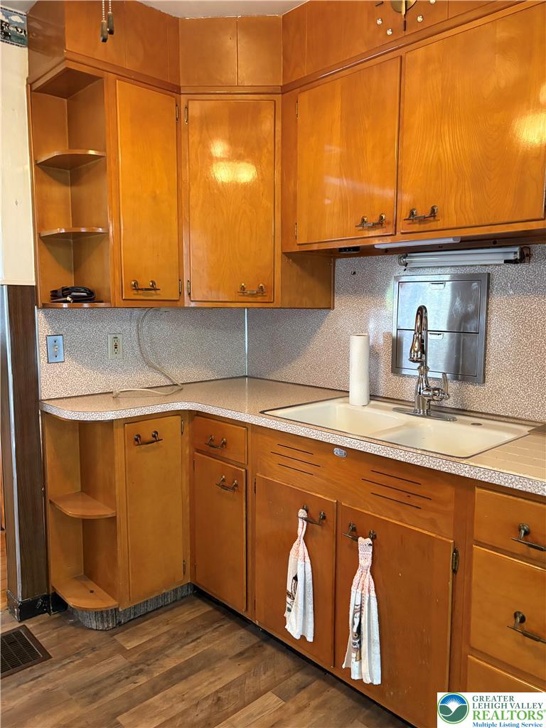 115 Chestnut Street Property Photo 16