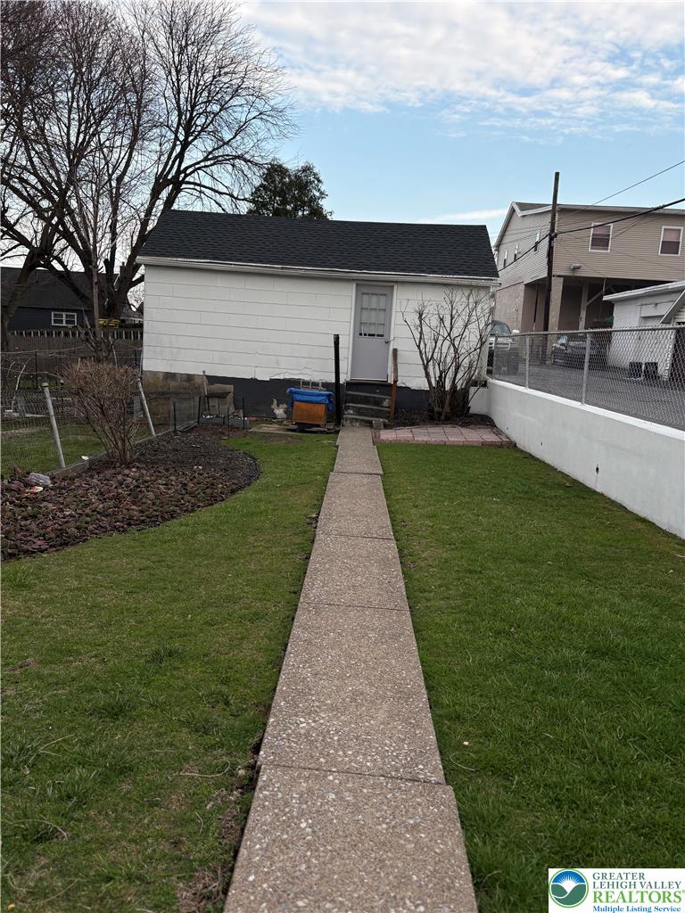 115 Chestnut Street Property Photo 43