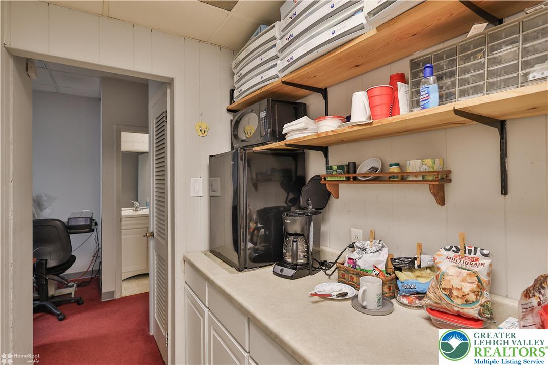 1225 Main Street Property Photo 18