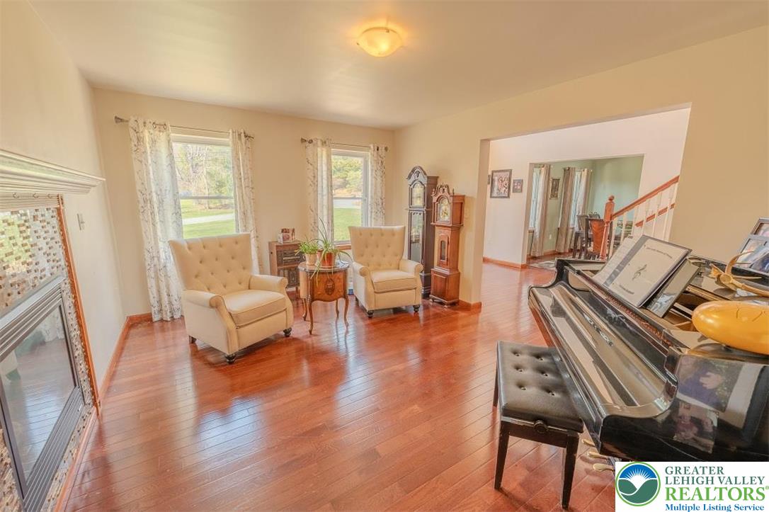 2510 Rising Hill Drive Property Photo 20