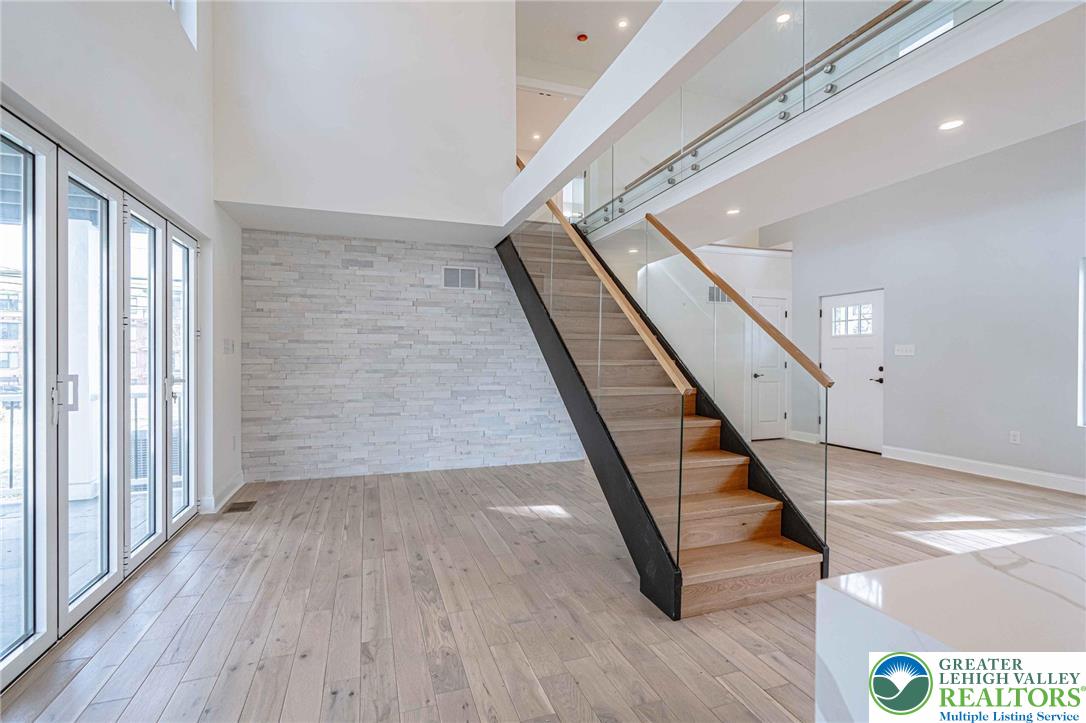 300 Witmer Road Property Photo 10