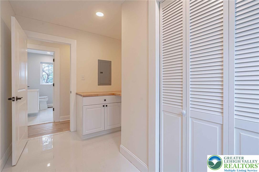 300 Witmer Road Property Photo 17