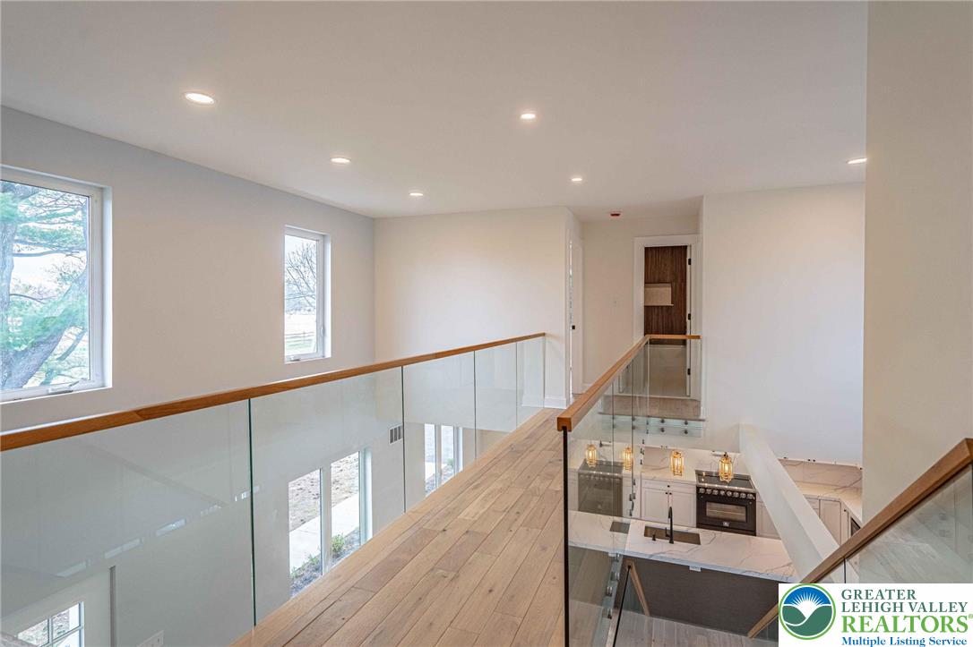 300 Witmer Road Property Photo 24