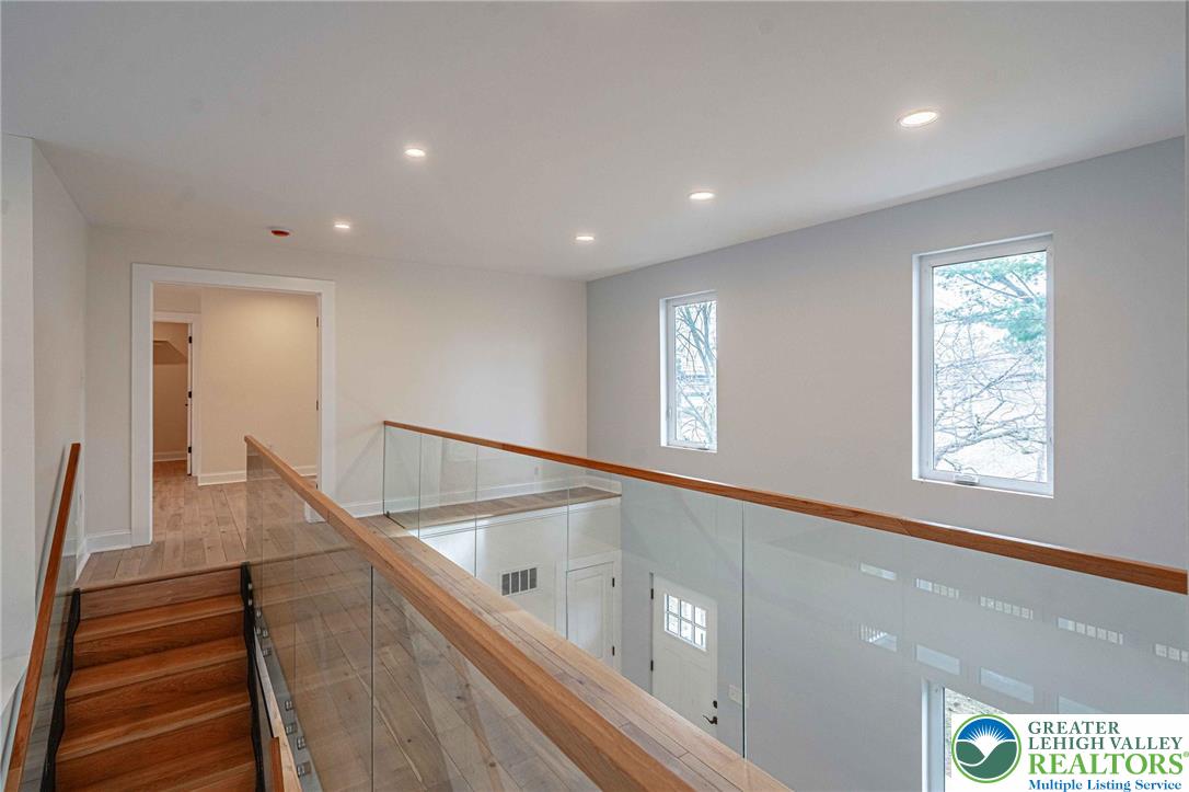 300 Witmer Road Property Photo 25