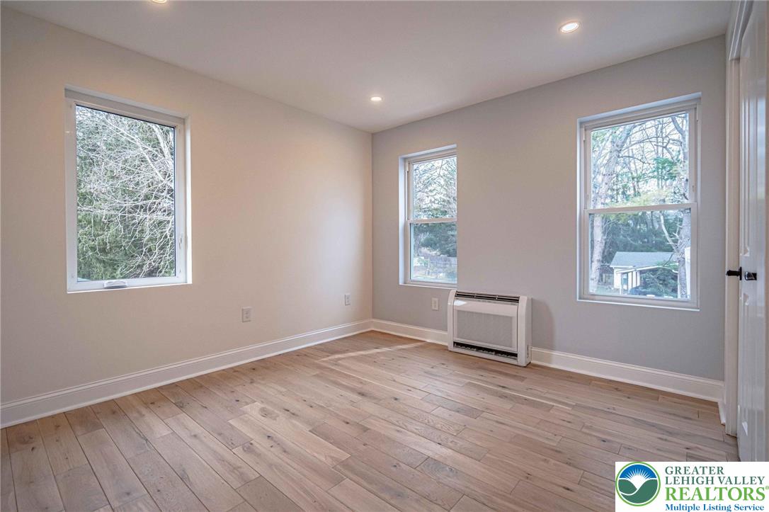 300 Witmer Road Property Photo 36