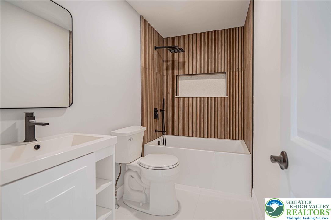 300 Witmer Road Property Photo 38