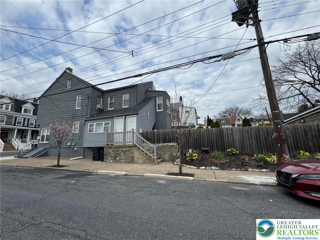 200 North 11th Street Property Photo 9
