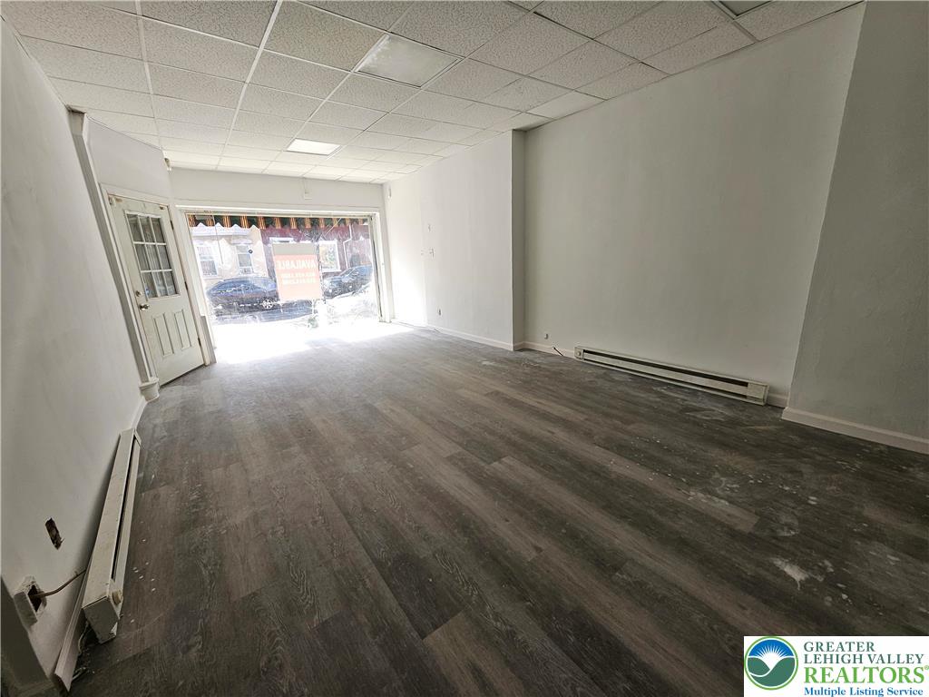 937 West Walnut Street C1 Property Photo 7