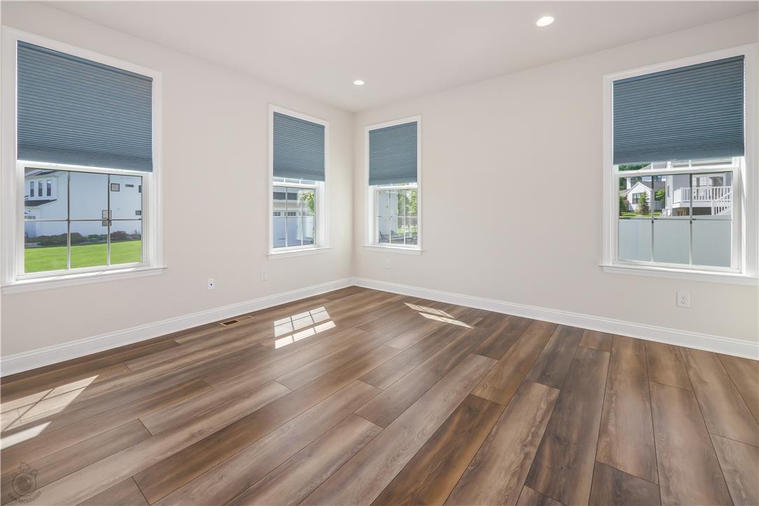 70 Kate Court Property Photo 13