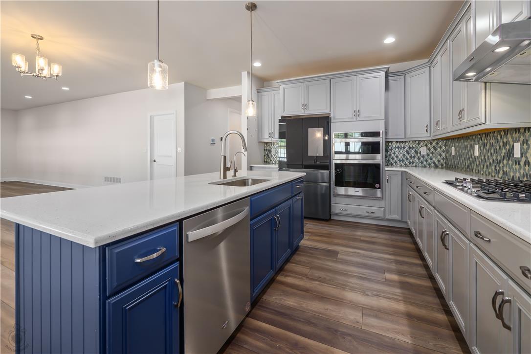 70 Kate Court Property Photo 15