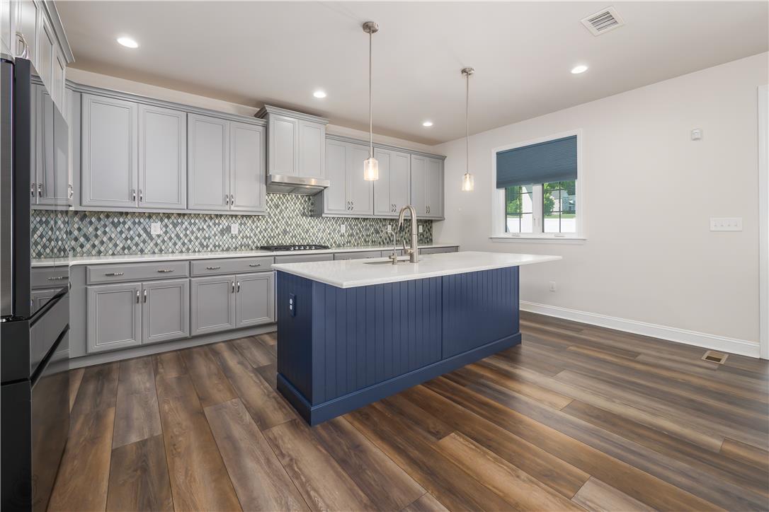70 Kate Court Property Photo 18