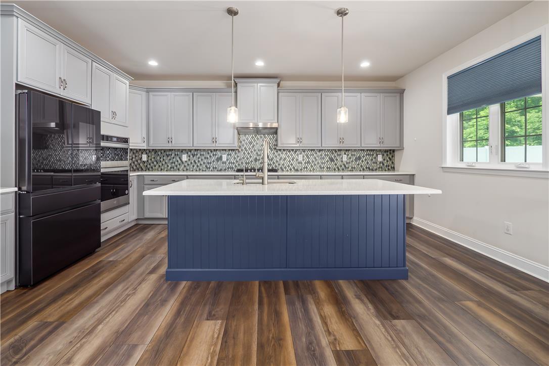 70 Kate Court Property Photo 20