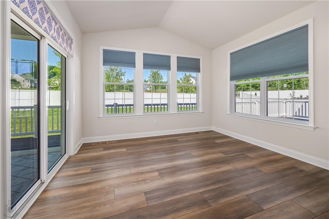 70 Kate Court Property Photo 24