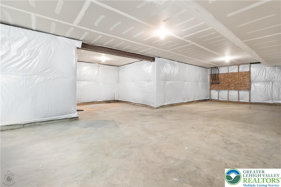 70 Kate Court Property Photo 43