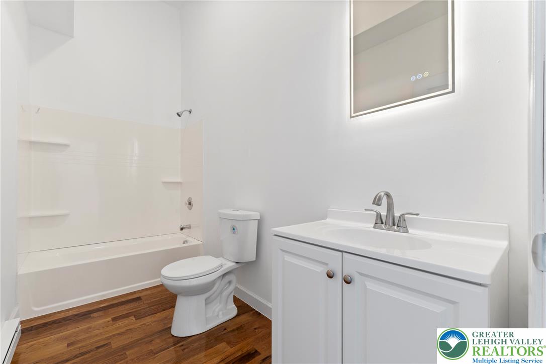 732 West Tilghman Street Property Photo 14