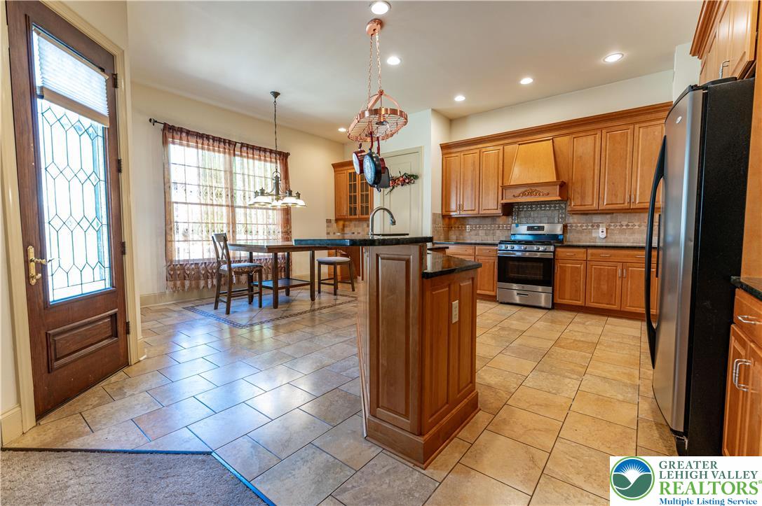 49 Crest Boulevard Property Photo 22