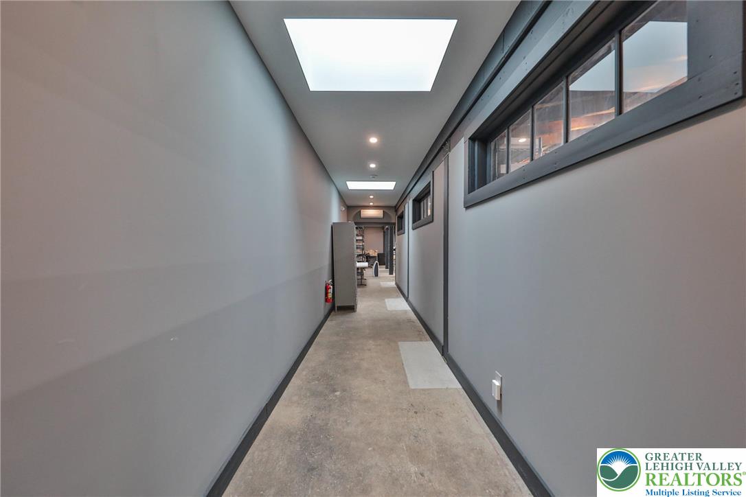 923 Northampton Street Property Photo 10