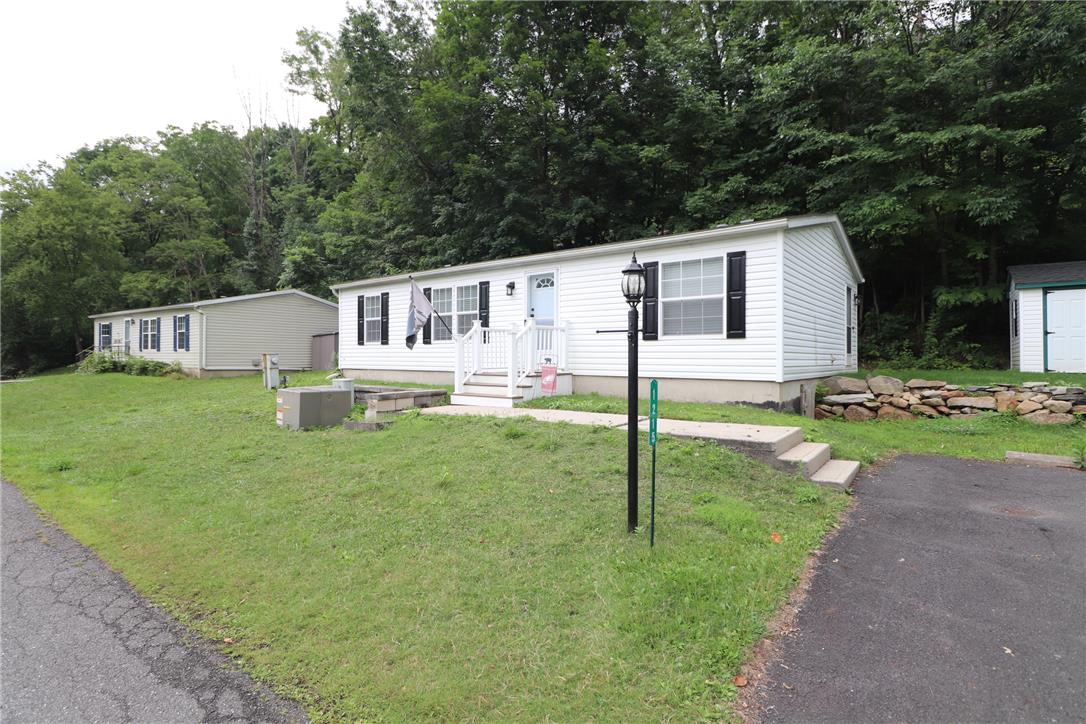 1215 Blue Mountain Circle Property Photo 1