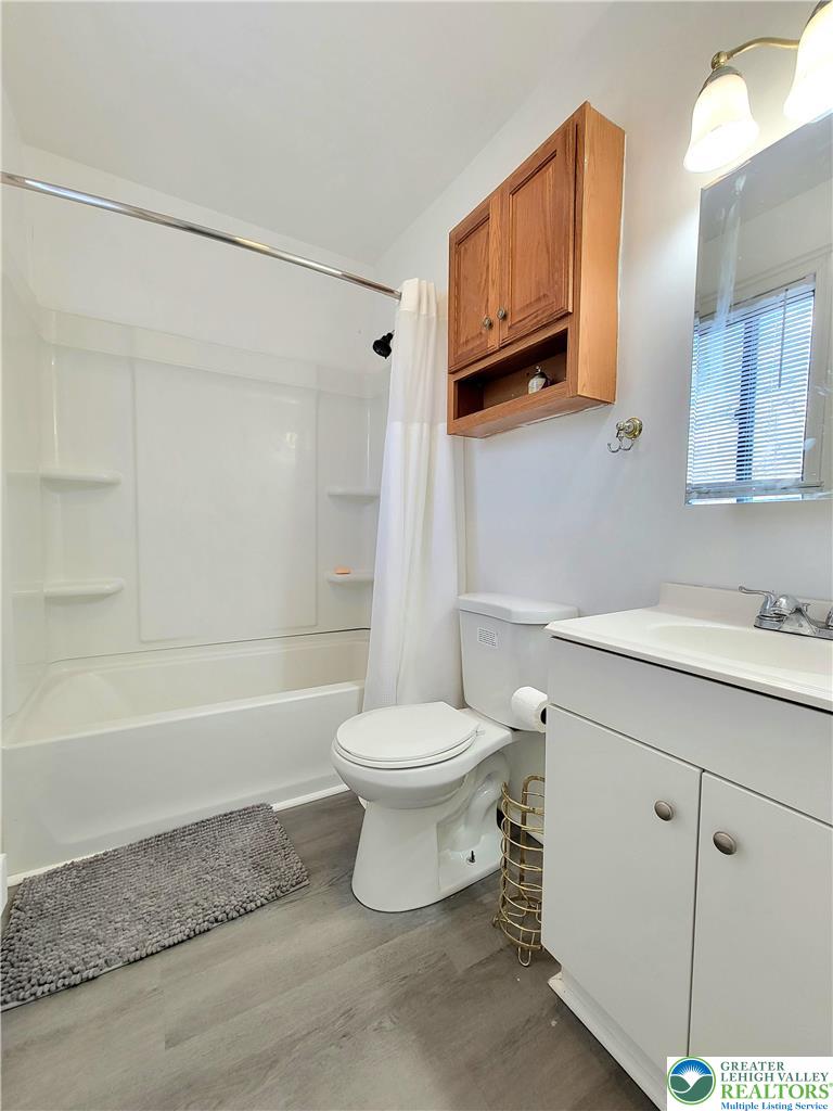 8382 Garden Drive Property Photo 11