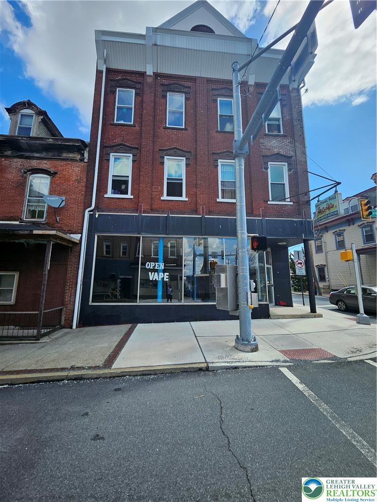 232 Church Street Property Photo 1
