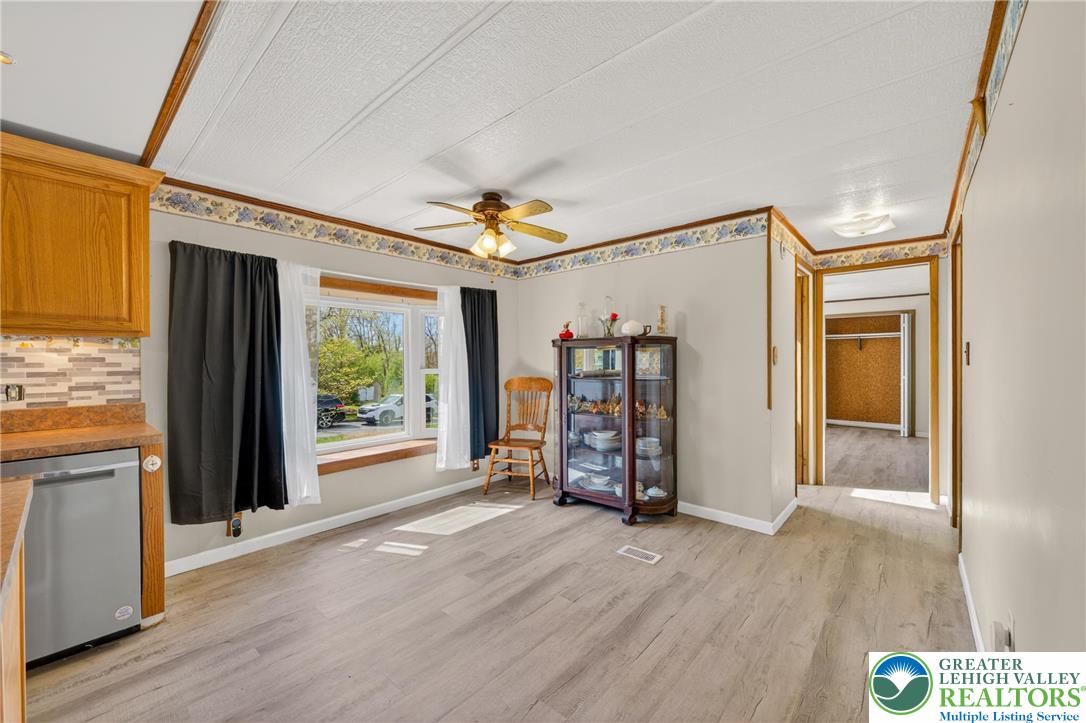 4 Woodsdale Court Property Photo 17