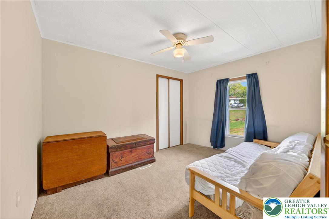 4 Woodsdale Court Property Photo 31
