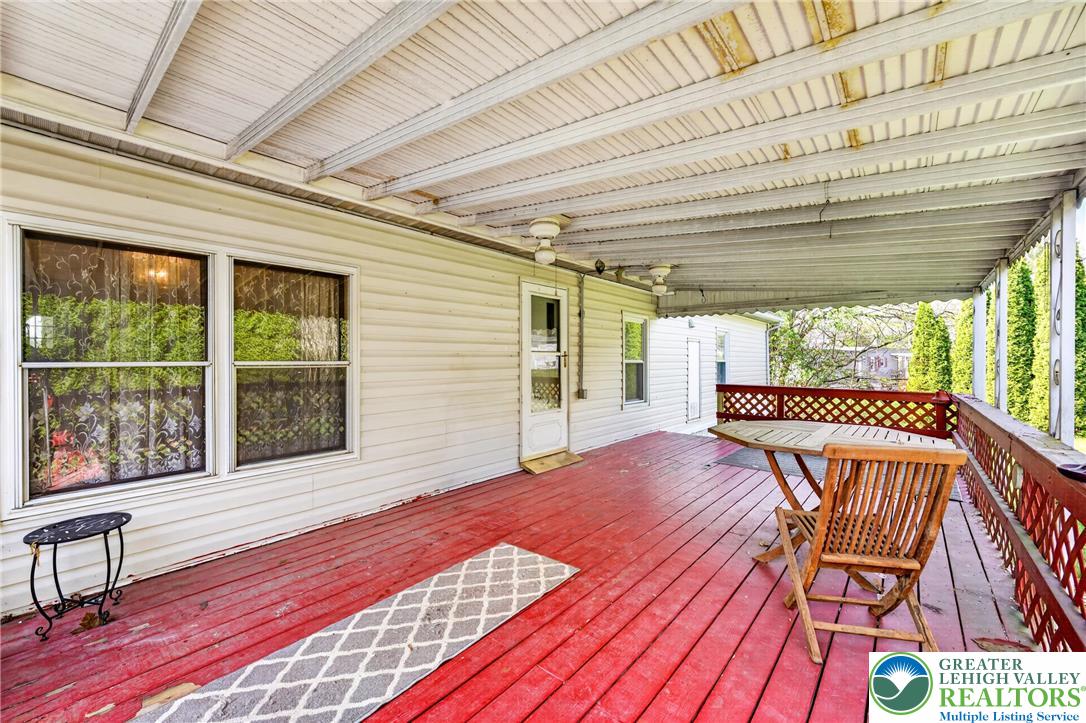 4 Woodsdale Court Property Photo 34
