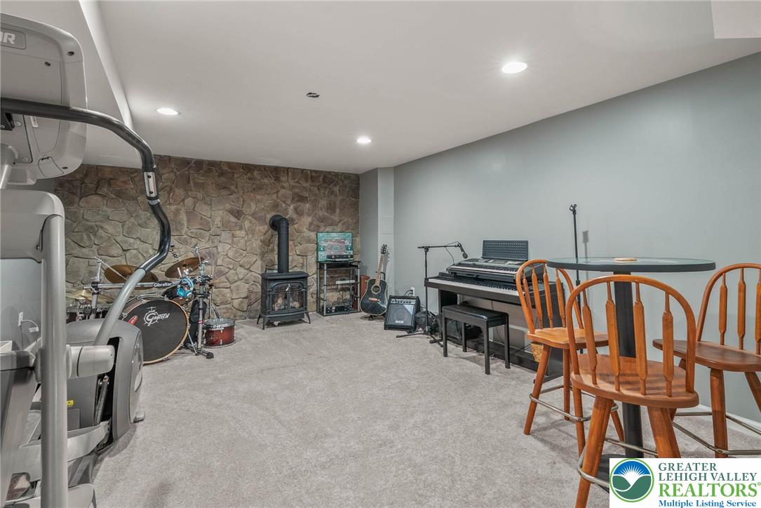 1145 Upper Nis Hollow Drive Property Photo 32