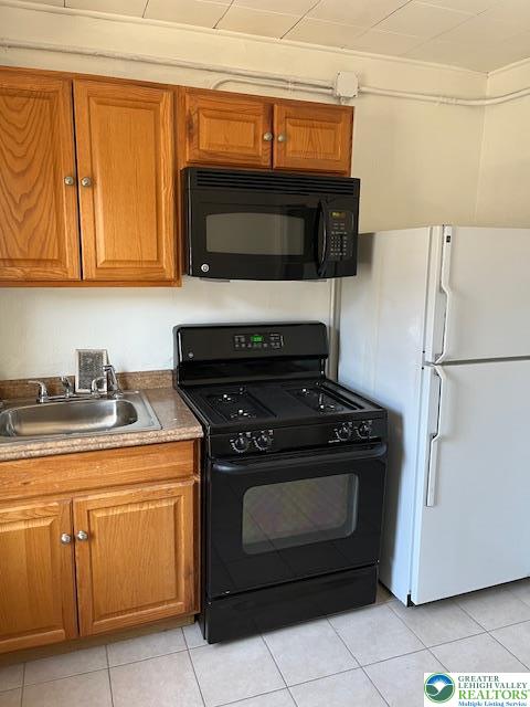 218 Cattell Street B Property Photo 8