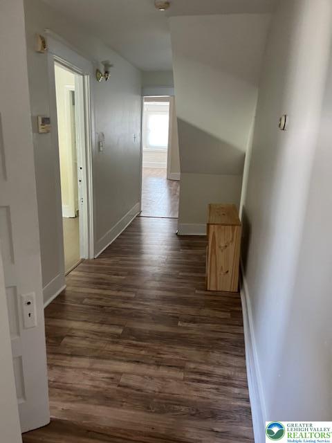 218 Cattell Street B Property Photo 12
