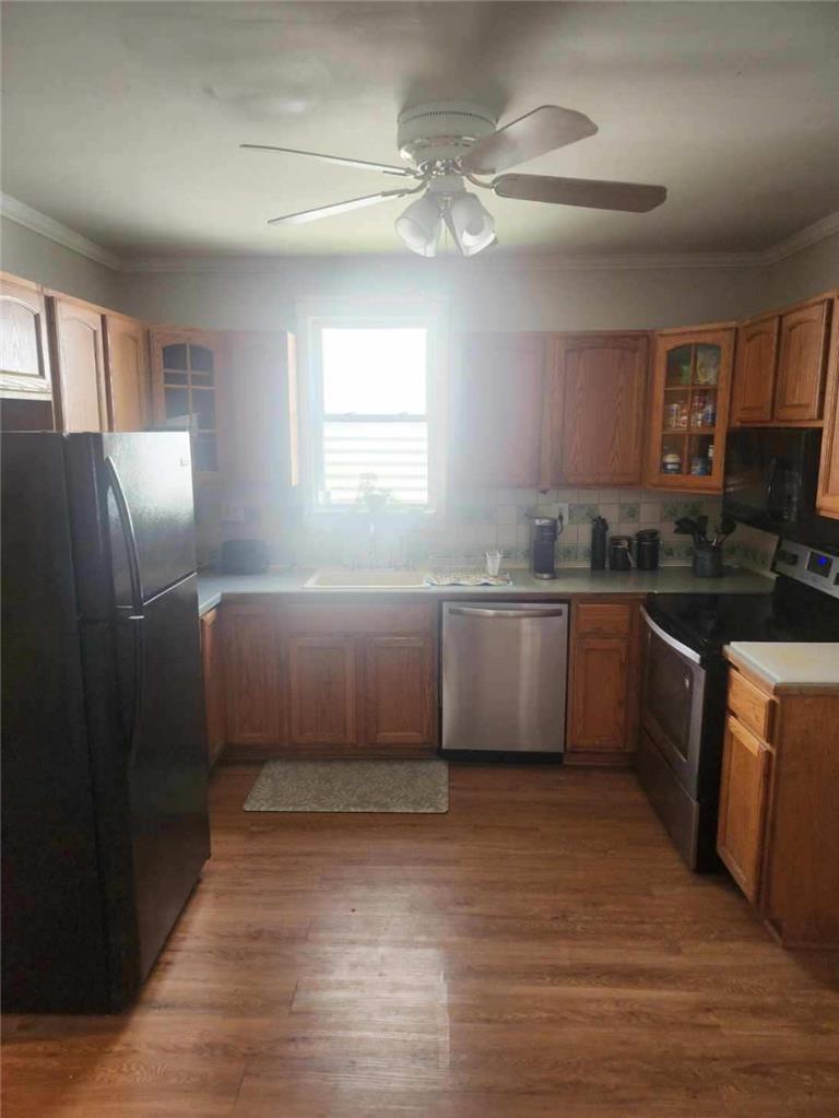 830 Centre Street Property Photo 5