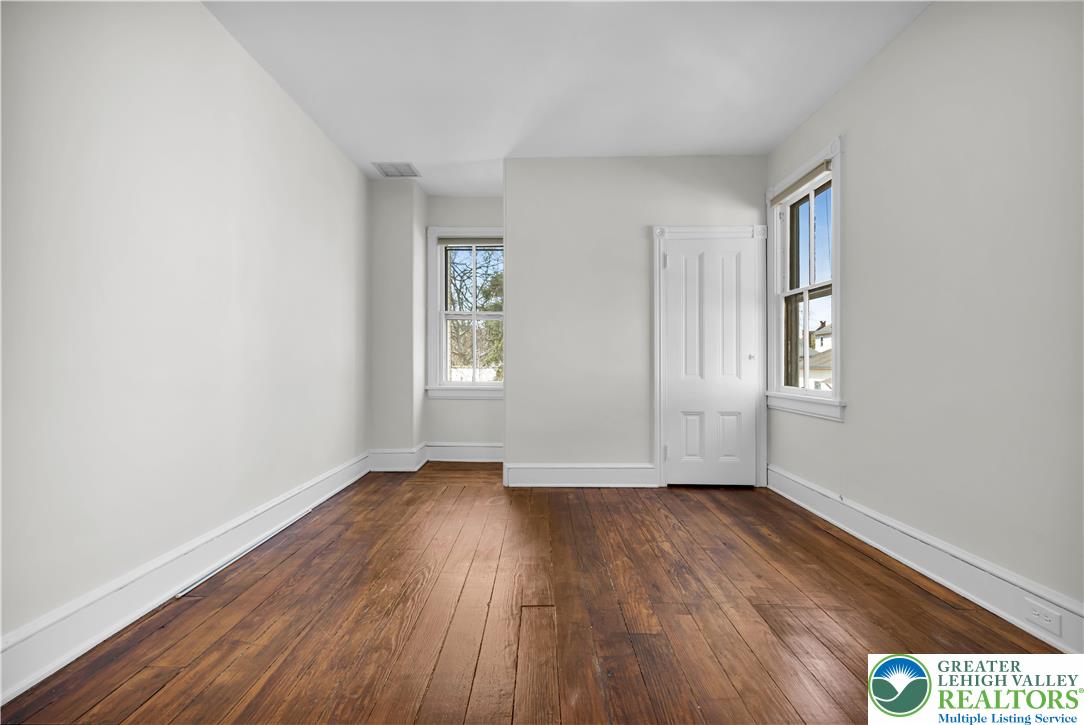 2202 Northampton Street Property Photo 20