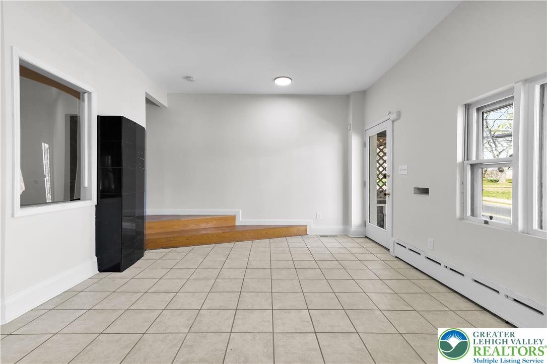 2204 Northampton Street Property Photo 8