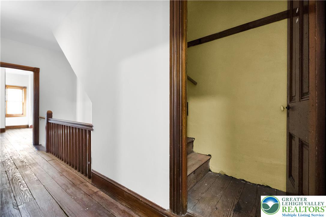 2204 Northampton Street Property Photo 22