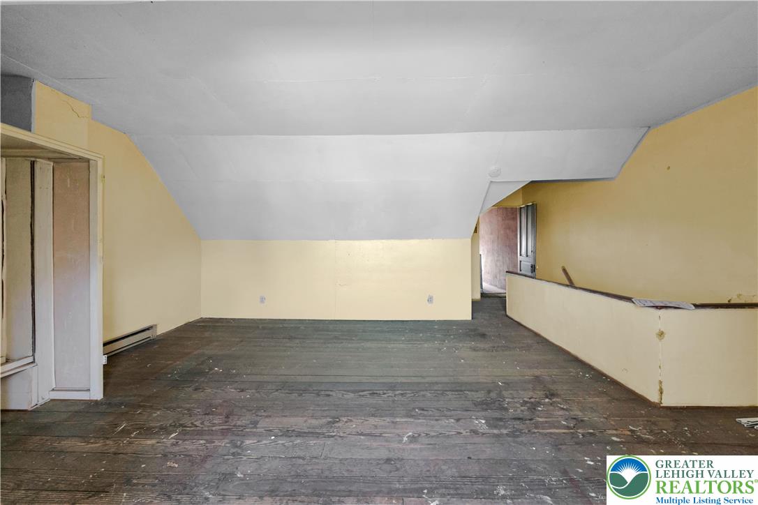 2204 Northampton Street Property Photo 24
