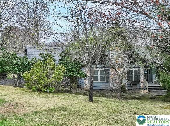 33 Rock Ridge Road Property Photo 4