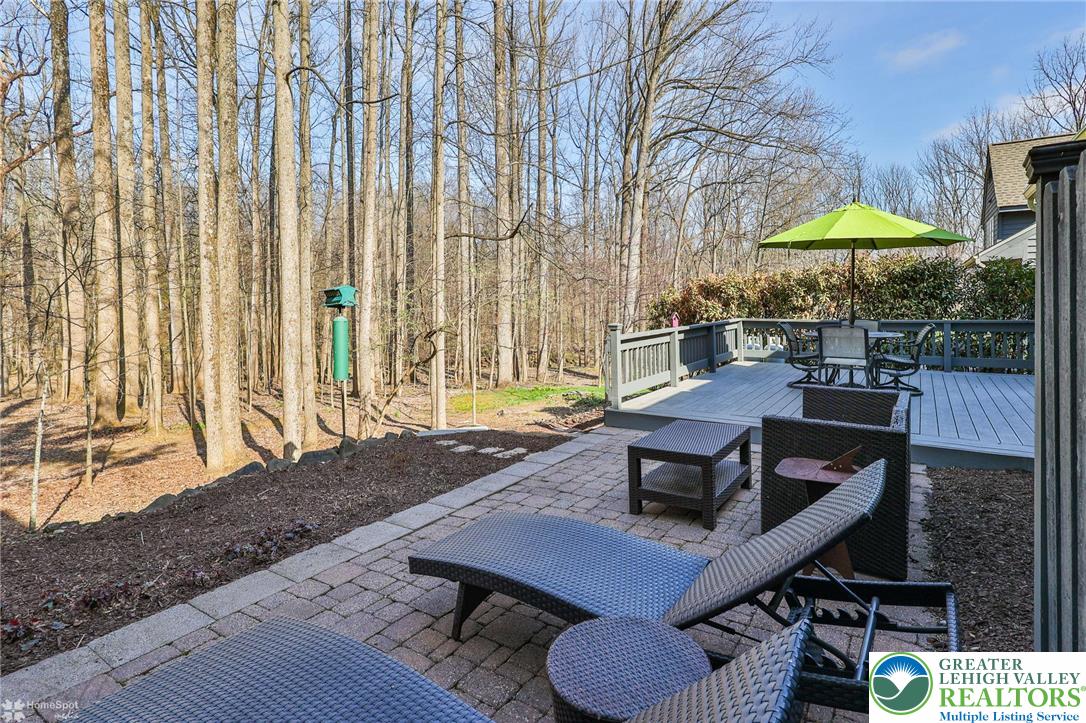 2820 Sheffield Drive Property Photo 10