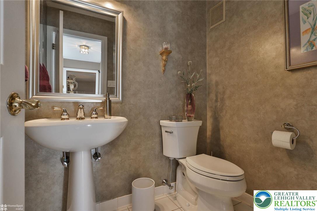 2820 Sheffield Drive Property Photo 36