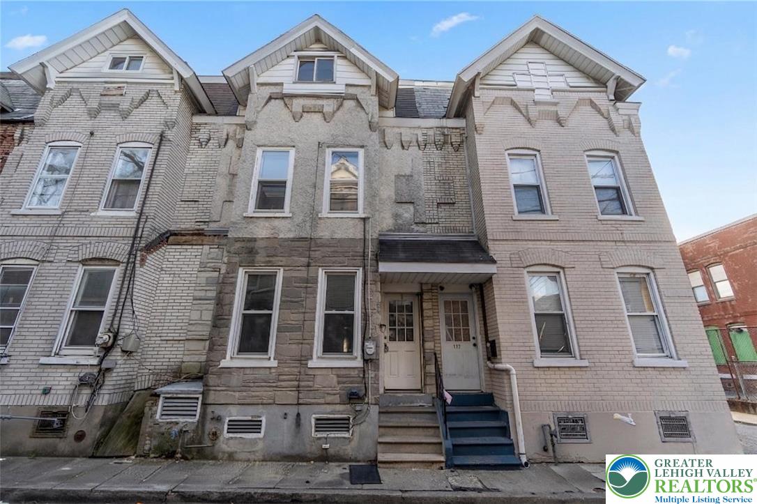 120 North Poplar Street Property Photo 1